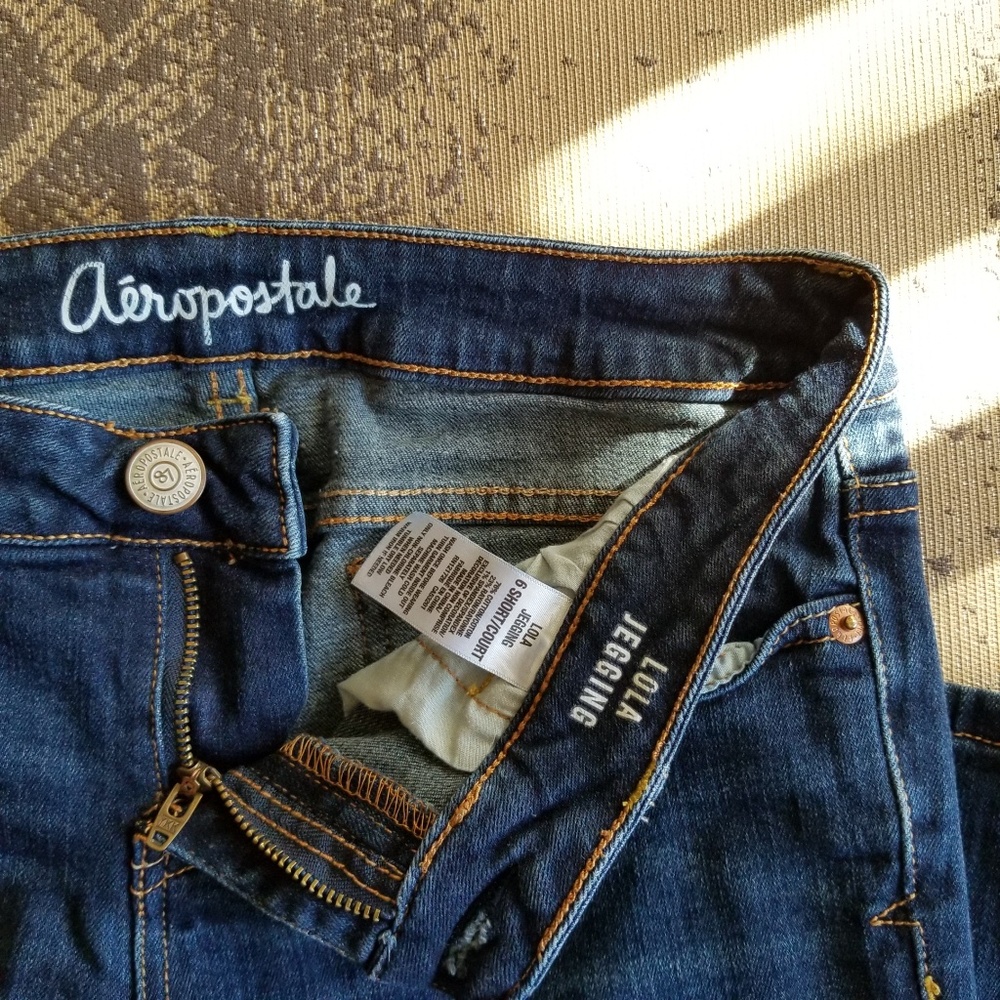 Aeropostale Jeggings Size 6 Short